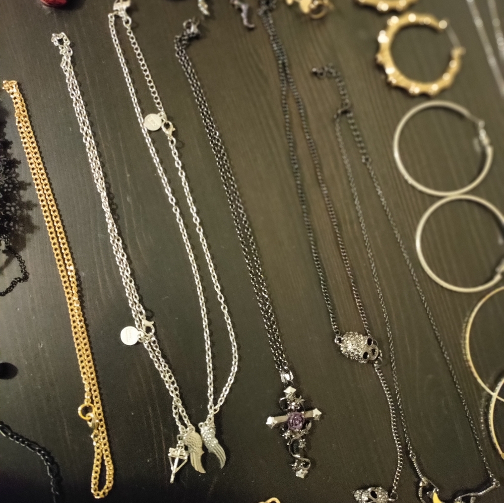 Jewelry bundle - Picture 7 of 9